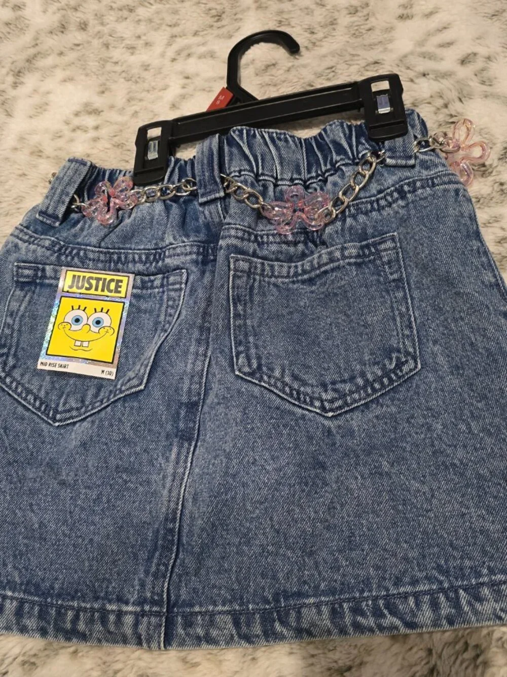 Justice Blue Denim Mini Skirt With Chain And Flowert Details . Size M. Bob Spong